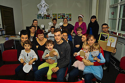Gemeinsame Weihnachtsfeier von BvB-Teilnehmern mit Kindern-1