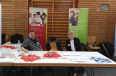 AbH mit Messestand auf der Bad Kreuznacher Ausbildungsbörse AbH mit Messestand auf der Bad Kreuznacher Ausbildungsbörse-1