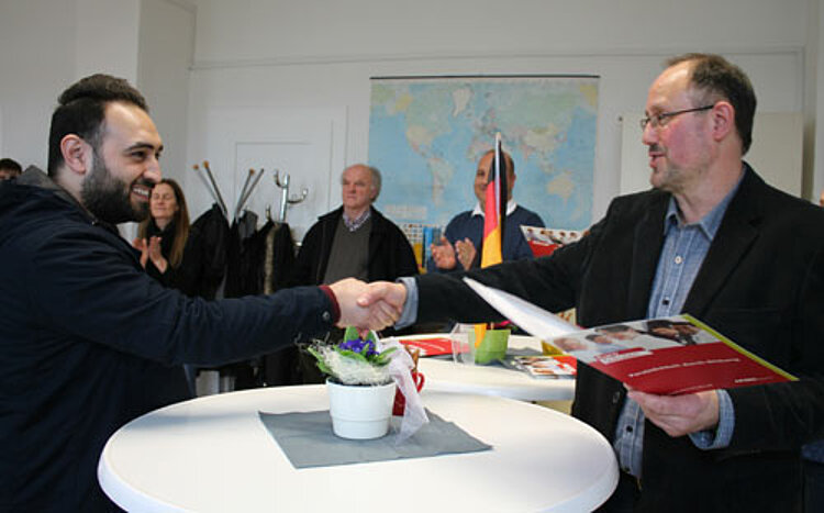 Erster Jugendintegrationskurs an den Euro-Schulen in Kall erfolgreich beendet Erster Jugendintegrationskurs an den Euro-Schulen in Kall erfolgreich beendet