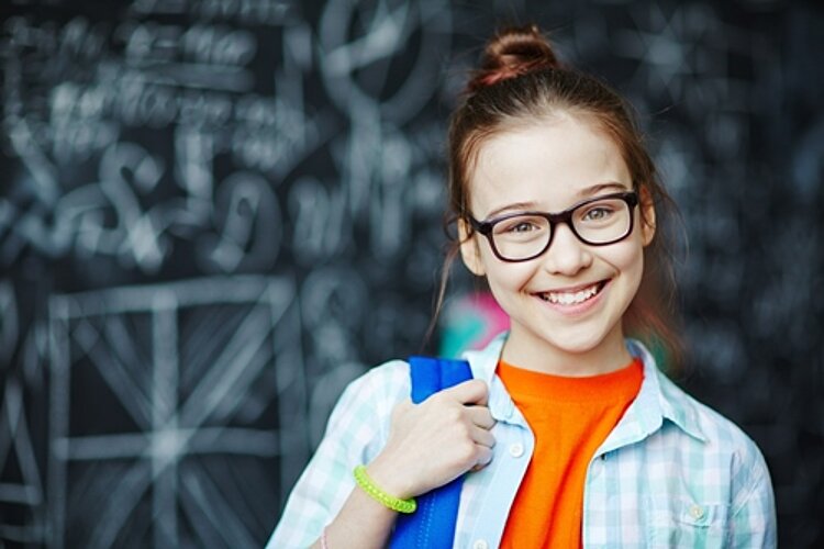 Sommerakademie für Schüler*innen der 5. – 12. Klasse Sommerakademie für Schüler*innen der 5. – 12. Klasse