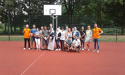 Basketball-Challenge für den Integrationskurs 76-1