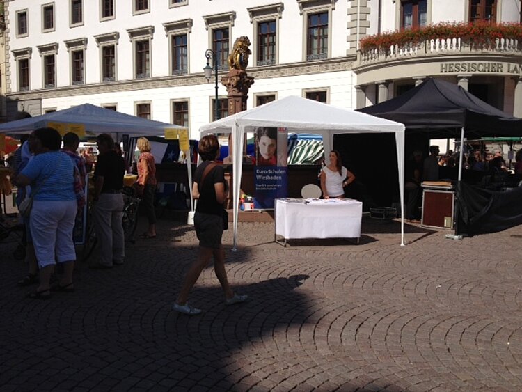 37. Internationale Sommerfest des Ausländerbeirats Wiesbaden 
