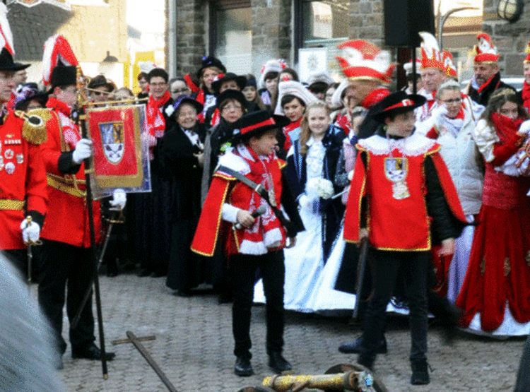 Kaller Integrationskurs beim Karneval Kaller Integrationskurs beim Karneval