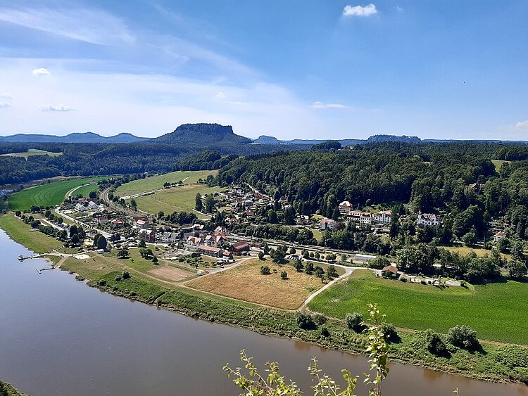Abschlussfahrt in das Elbsandsteingebirge Abschlussfahrt in das Elbsandsteingebirge