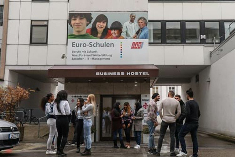 Tag der offenen Tür lockte zahlreiche Besucher Tag der offenen Tür lockte zahlreiche Besucher