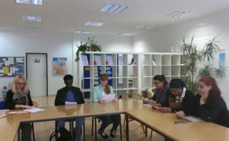 Jugendintegrationskurs zu Gast beim JMD Viersen Jugendintegrationskurs zu Gast beim JMD Viersen