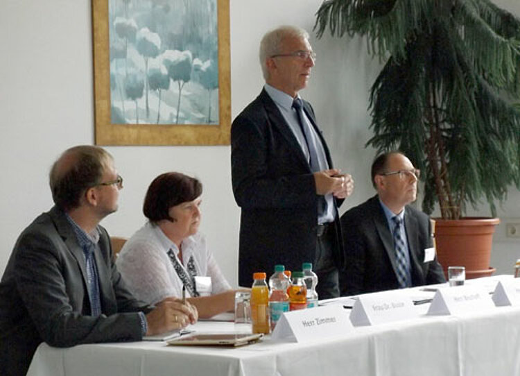 Hoher Besuch an den Euro-Schulen Hoher Besuch an den Euro-Schulen