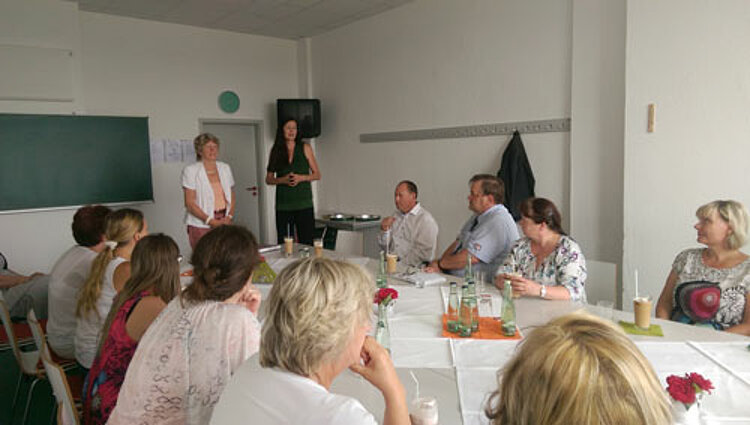 ESO-Geschäftsführerin Silvia Semidei zu Besuch am Standort Bitterfeld-Wolfen