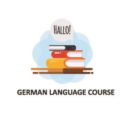 Illustration von übereinander gestapelten Büchern, darüber eine Sprechblase, in der Hallo! steht. Unten der Schriftzug German Language Course.