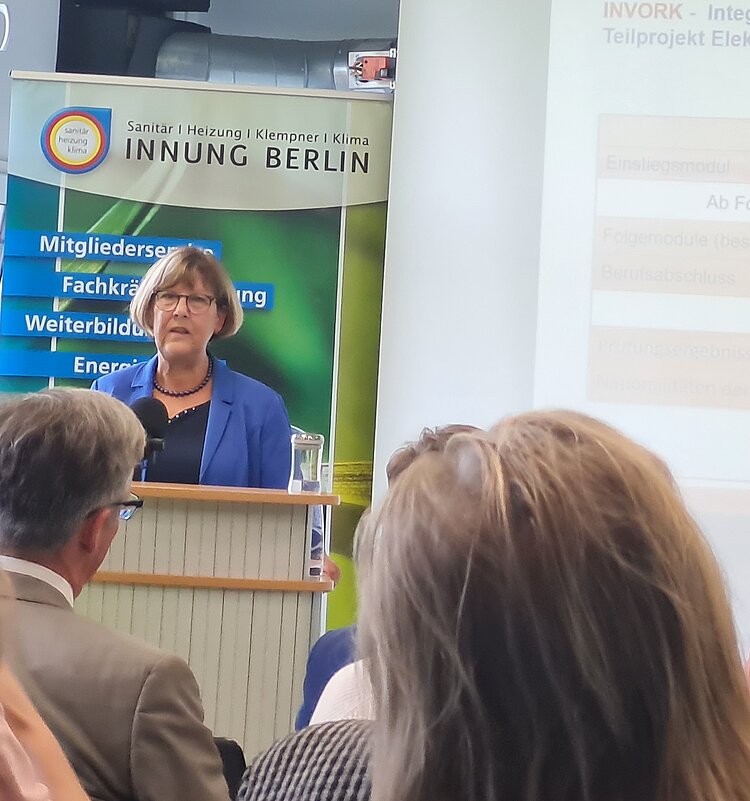 15 Jahre Nachqualifizierung in Berlin – ein Erfolgsrezept 15 Jahre Nachqualifizierung in Berlin – ein Erfolgsrezept