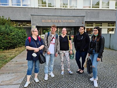 Abschlussfahrt der Verkäufer-Azubis nach Berlin Abschlussfahrt der Verkäufer-Azubis nach Berlin