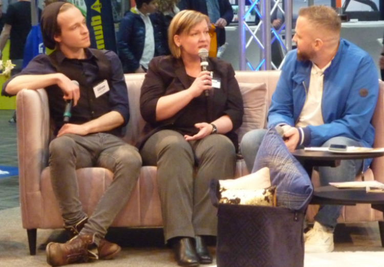 Im "Sofa Talk" auf der Messe Im "Sofa Talk" auf der Messe