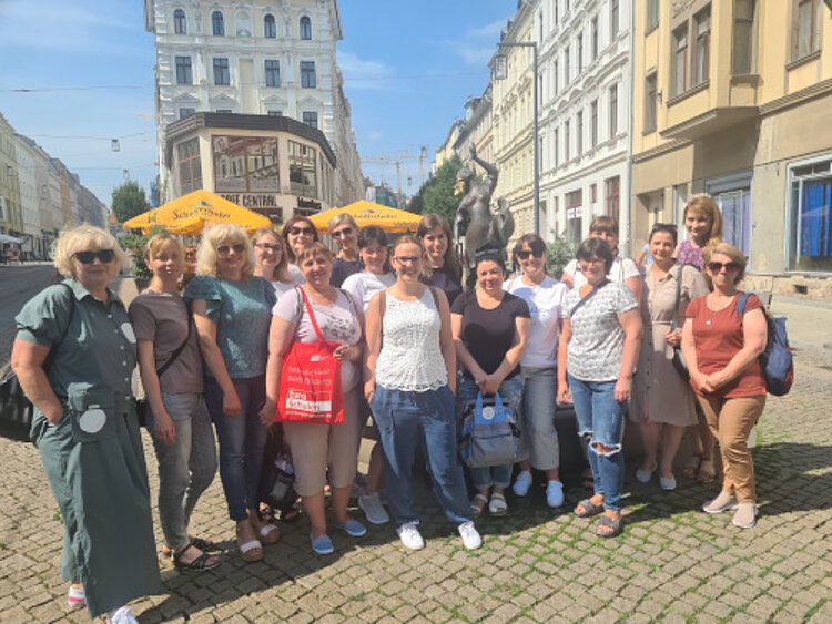 Sprache in der Praxis angewandt – learning by doing Sprache in der Praxis angewandt – learning by doing