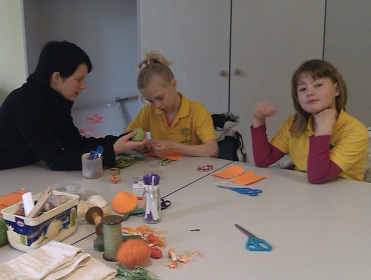 Projekt "Kinder lernen alte Handwerke kennen" Projekt "Kinder lernen alte Handwerke kennen"