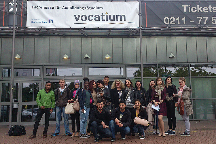 Besuch der Fachmesse für Ausbildung+Studium: vocatium Düsseldorf am 02.06.2015 Besuch der Fachmesse für Ausbildung+Studium: vocatium Düsseldorf am 02.06.2015
