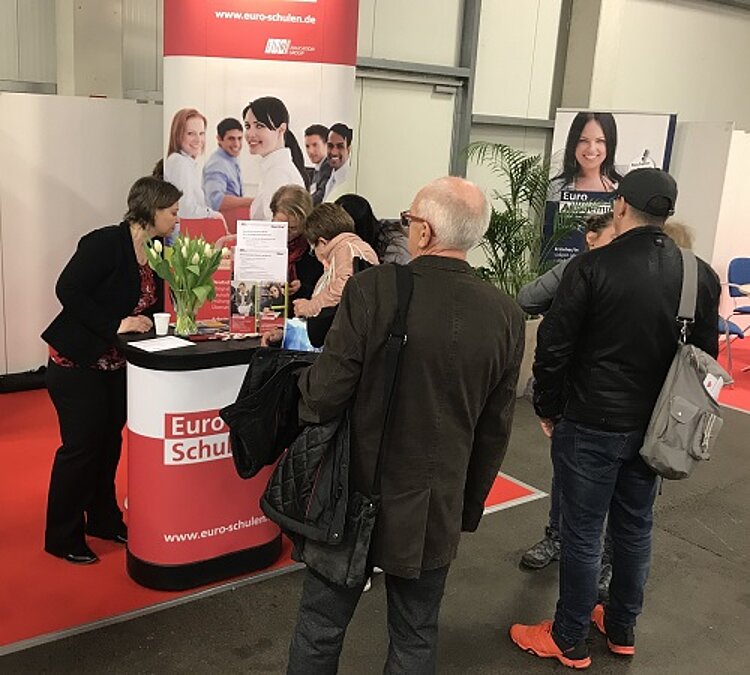Erfolgreicher Auftakt Erfolgreicher Auftakt
