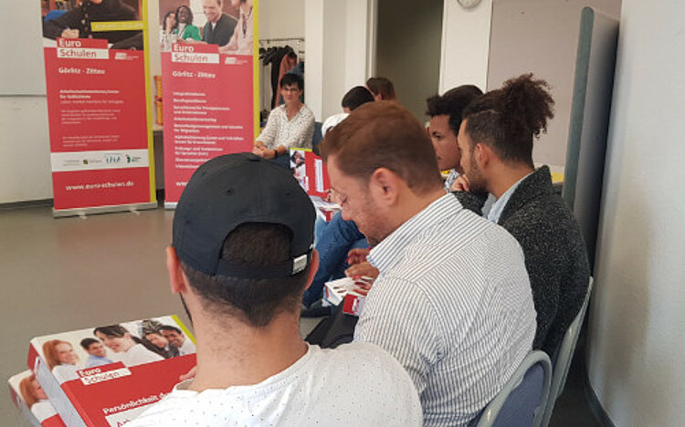 Projekt "Arbeitsmarktmentoren für Geflüchtete" neu gestartet Projekt "Arbeitsmarktmentoren für Geflüchtete" neu gestartet