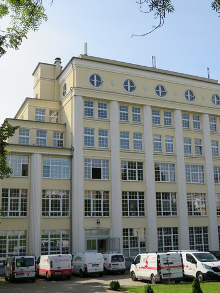 Durchbruch in den Sommerferien Durchbruch in den Sommerferien
