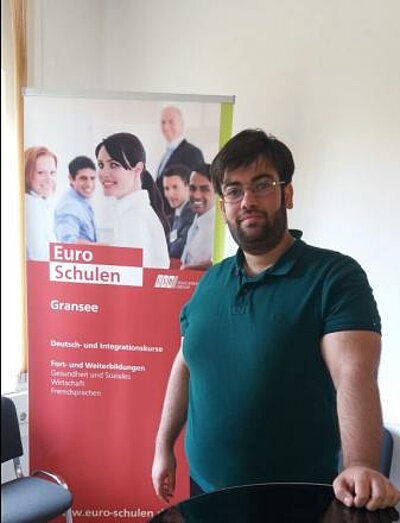 Porträtreihe: Flüchtlingserfahrungen eines Teilnehmers Porträtreihe: Flüchtlingserfahrungen eines Teilnehmers