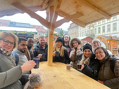 Besuch auf dem Weihnachtsmarkt Besuch auf dem Weihnachtsmarkt