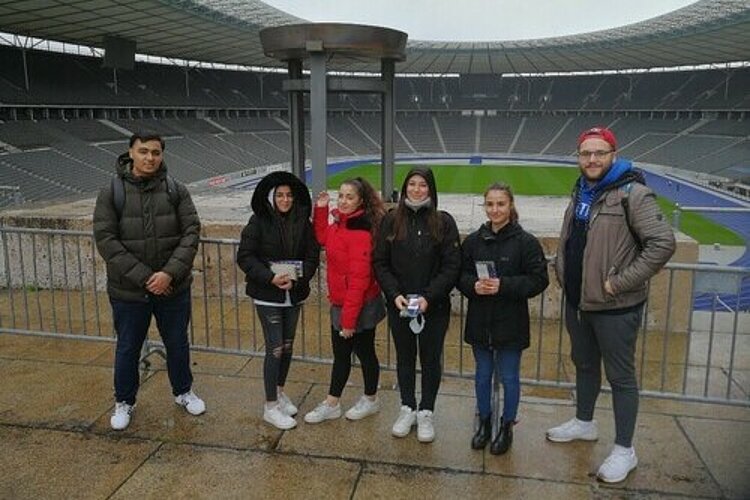 Tourismuskaufleute der Euro-Schulen erkunden Berlin Tourismuskaufleute der Euro-Schulen erkunden Berlin