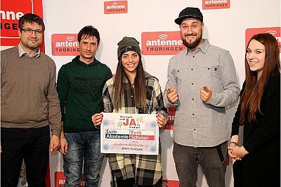 Kuchen essen für "Thüringen sagt JA zu Kindern" – Helfen macht Spaß Kuchen essen für "Thüringen sagt JA zu Kindern" – Helfen macht Spaß