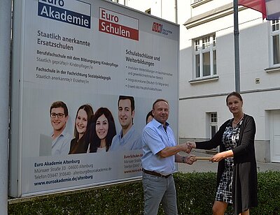  Staffelübergabe an den Euro-Schulen Altenburg-1