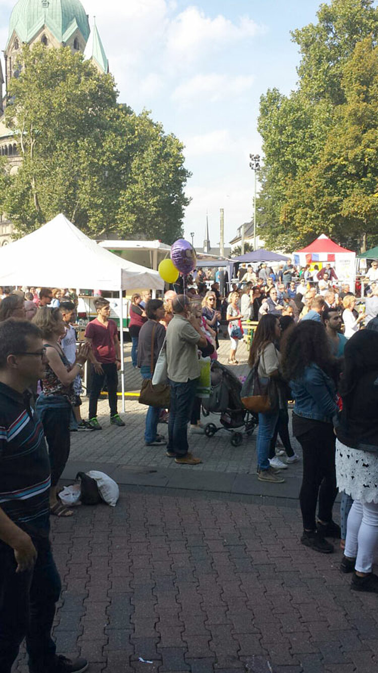 Euro-Schulen beim Fest der Kulturen Euro-Schulen beim Fest der Kulturen