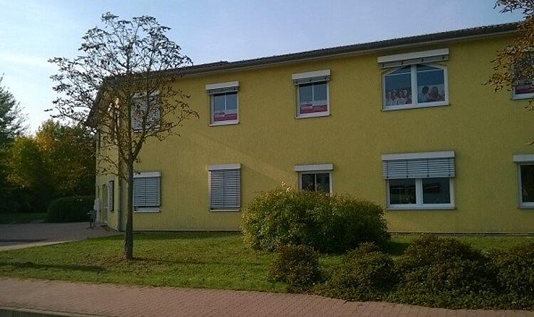 Neue Beschilderung für Fenster und Türen 