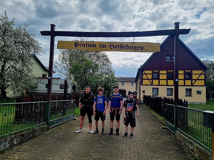 Geschafft: 100 Kilometer Pilgertour