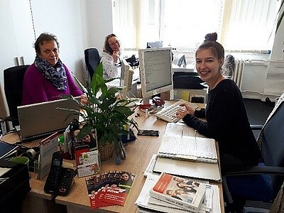 Projekt „Zukunftslotsen – Arbeitsmarktmentoren für Geflüchtete im Landkreis Zwickau Projekt „Zukunftslotsen – Arbeitsmarktmentoren für Geflüchtete im Landkreis Zwickau