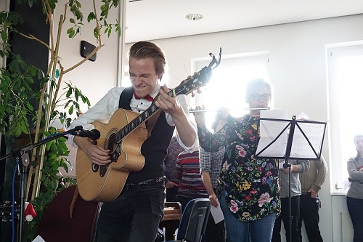 Ode an die Freude oder: ein fröhlich funkelndes Jahr 2019 für alle! Ode an die Freude oder: ein fröhlich funkelndes Jahr 2019 für alle!