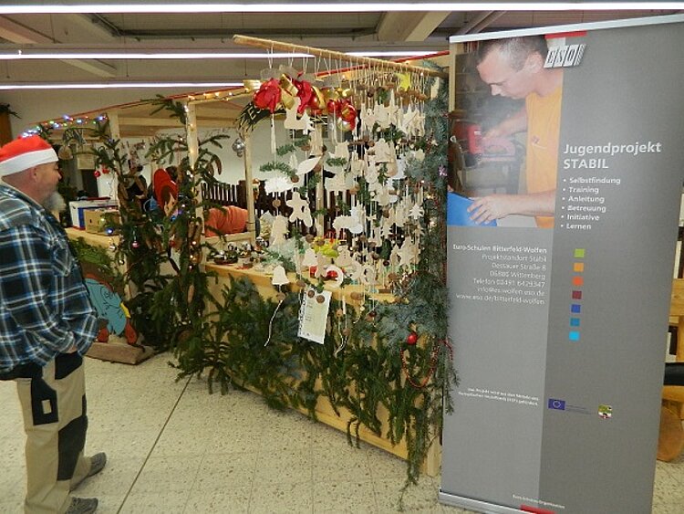 Projekt „STABIL“ beteiligte sich am „5. Sozialen Weihnachtsmarkt“ Projekt „STABIL“ beteiligte sich am „5. Sozialen Weihnachtsmarkt“