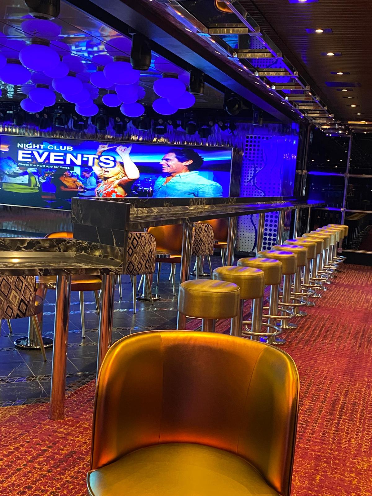 Touristisches Wissen erfahren bei der Schiffsbesichtigung der Carnival Pride Touristisches Wissen erfahren bei der Schiffsbesichtigung der Carnival Pride-5