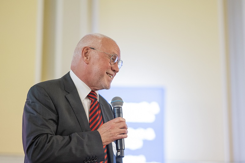Drei Jahrzehnte – Persönlichkeit durch Bildung in Ostsachsen Drei Jahrzehnte – Persönlichkeit durch Bildung in Ostsachsen-8