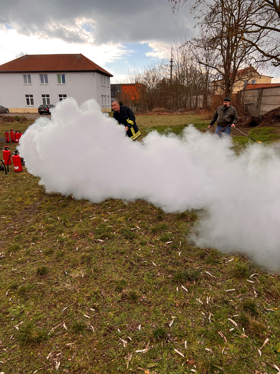 Schulung zum Brandschutz Schulung zum Brandschutz-3