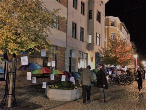 Konzert mit Statement: Straßen. Musik. Freunde. Konzert mit Statement: Straßen. Musik. Freunde.-5