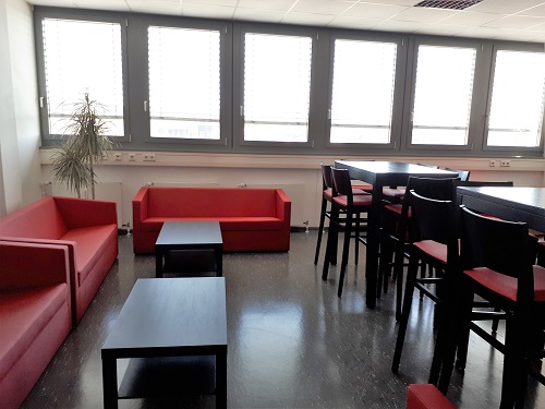 Cafeteria neu gestaltet Cafeteria neu gestaltet-2