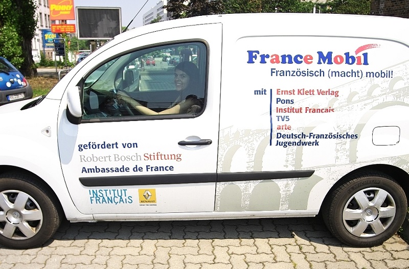 Das „France Mobil“ unterwegs in Halle!-1