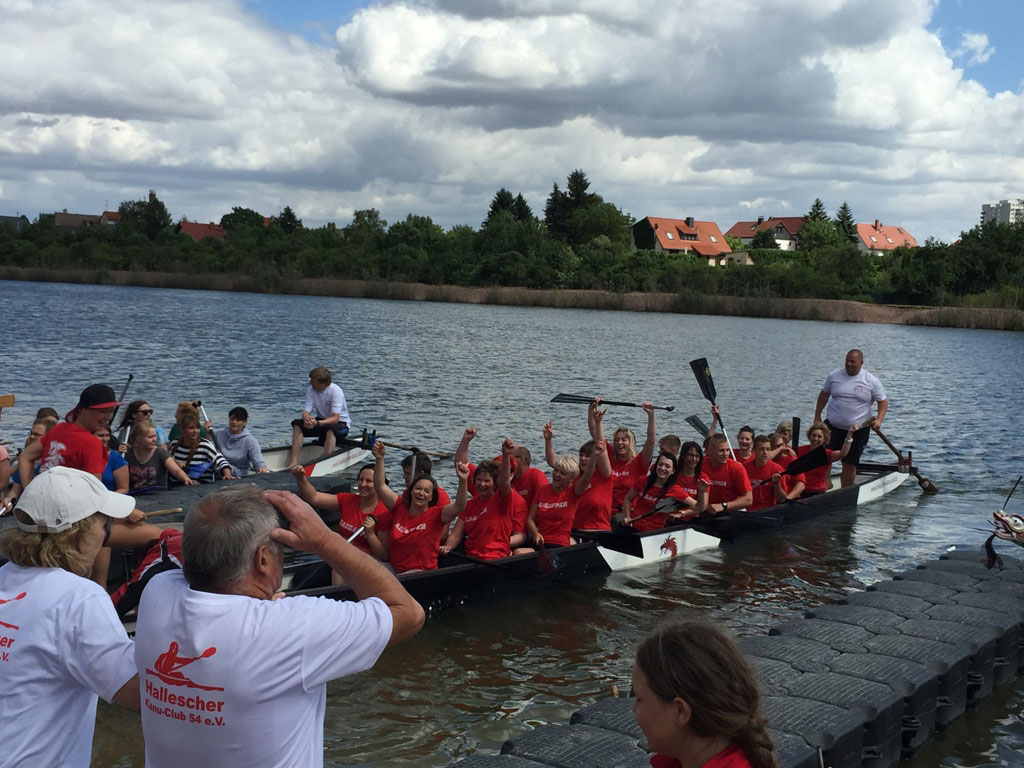 Unglaublicher Sieg beim Drachenbootrennen! Unglaublicher Sieg beim Drachenbootrennen!-11