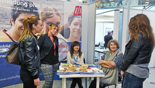 Angebote der Euro-Schulen bei der JAM kamen super an Angebote der Euro-Schulen bei der JAM kamen super an-1