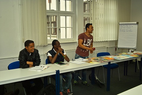 Mit interkultureller Begegnung zum Abbau von Ängsten und Vorurteilen beitragen! Mit interkultureller Begegnung zum Abbau von Ängsten und Vorurteilen beitragen!-5