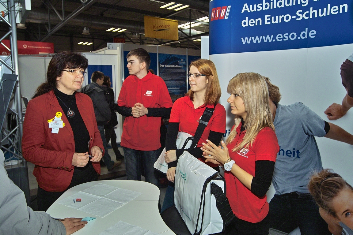 Euro-Schulen Halle auf der Bildungsmesse „Chance 2013“ Euro-Schulen Halle auf der Bildungsmesse „Chance 2013“-14