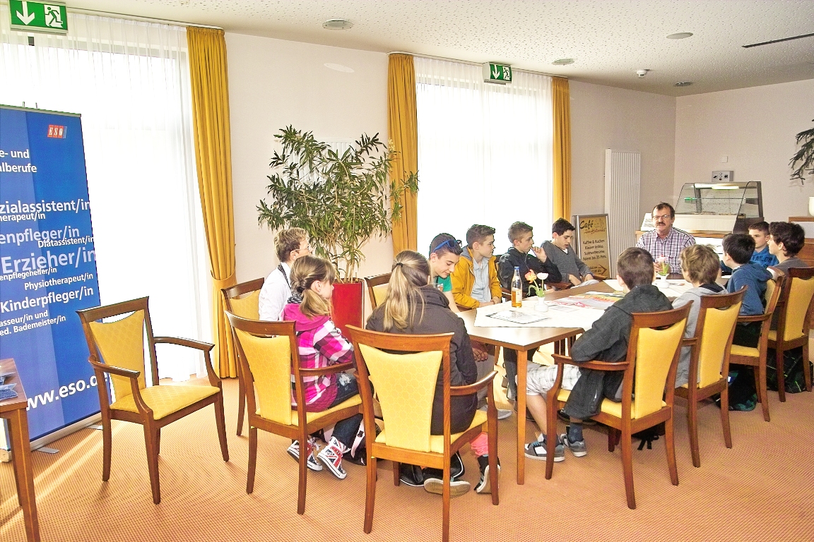 Jungen-Zukunftstag: Boys`Day am 25. April 2013 Jungen-Zukunftstag: Boys`Day am 25. April 2013-16