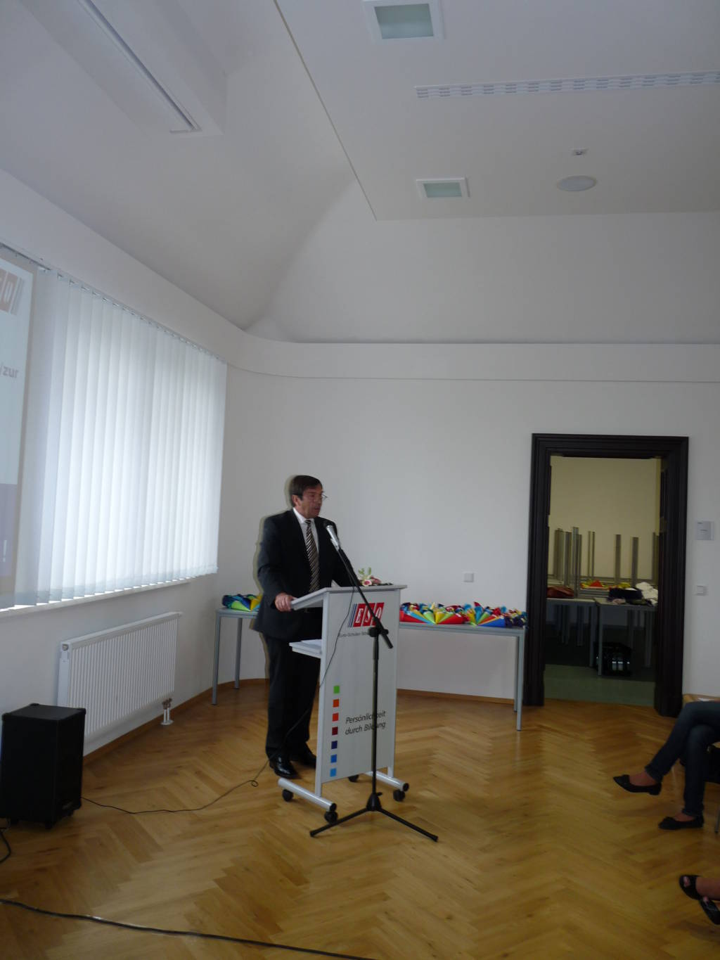 Schuljahreseröffnung an den Euro-Schulen Bitterfeld-Wolfen Schuljahreseröffnung an den Euro-Schulen Bitterfeld-Wolfen-3