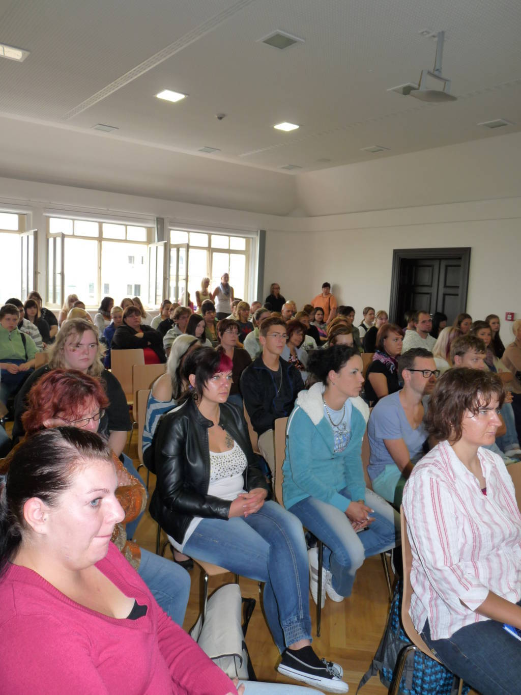 Schuljahreseröffnung an den Euro-Schulen Bitterfeld-Wolfen Schuljahreseröffnung an den Euro-Schulen Bitterfeld-Wolfen-5