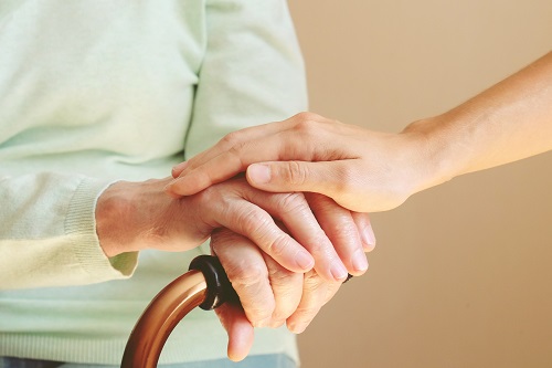 Pflegebasisqualifizierung Seniorenhelfer inklusive Betreuungskraft-1